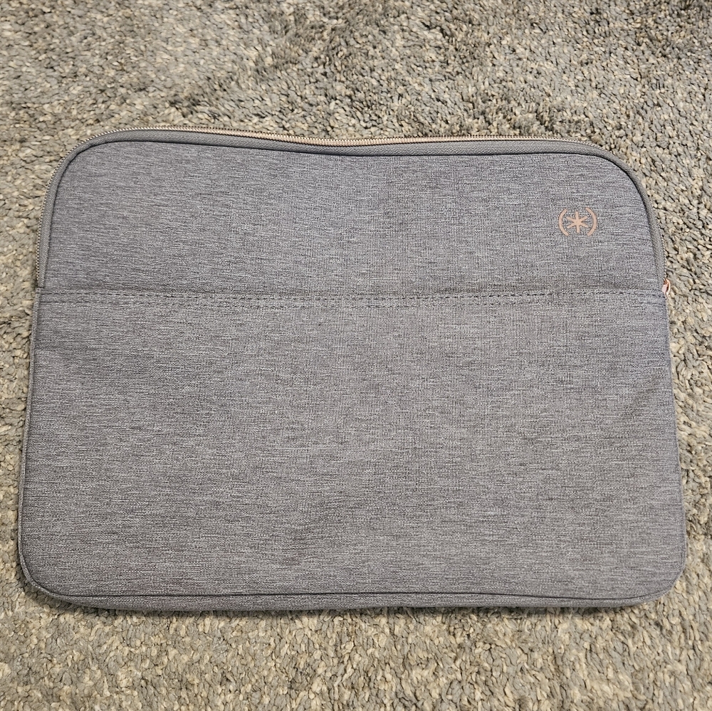 Speck Gray Laptop Bag